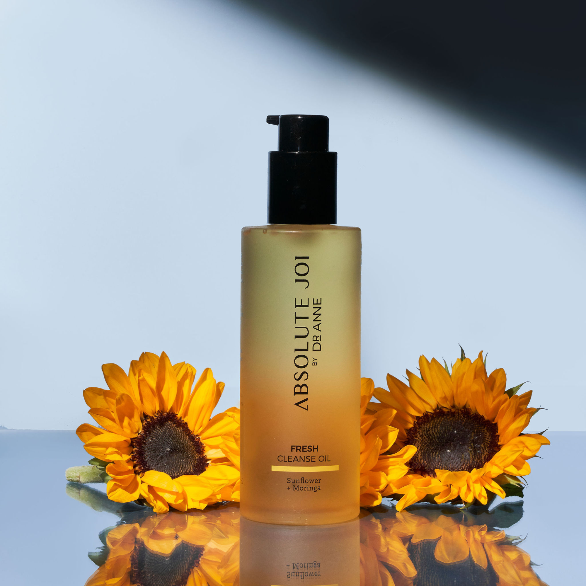 Cleansing Oil with Sunflower & Moringa & Ghost Democracy